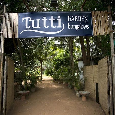 Tutti Garden Bungalows Hotel Mormugao Exterior photo