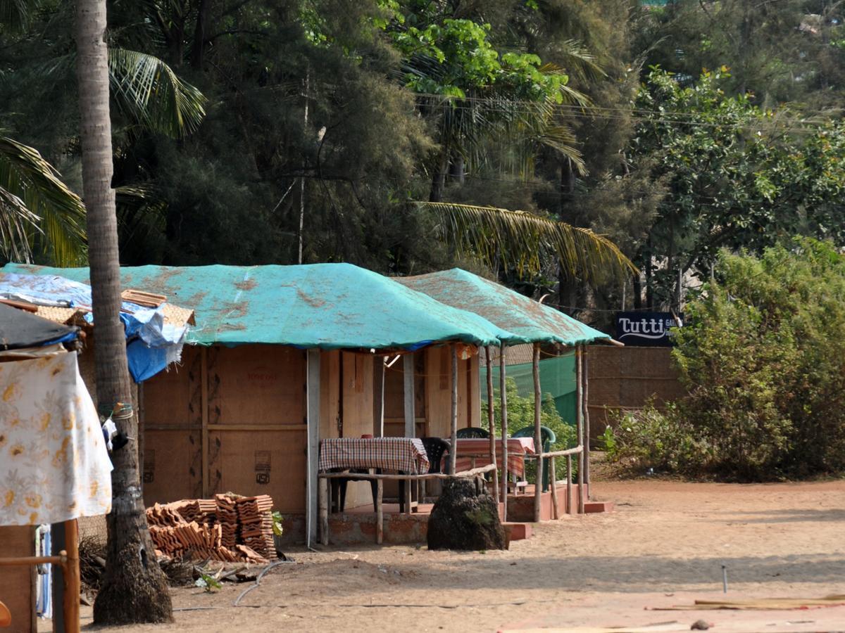 Tutti Garden Bungalows Hotel Mormugao Exterior photo